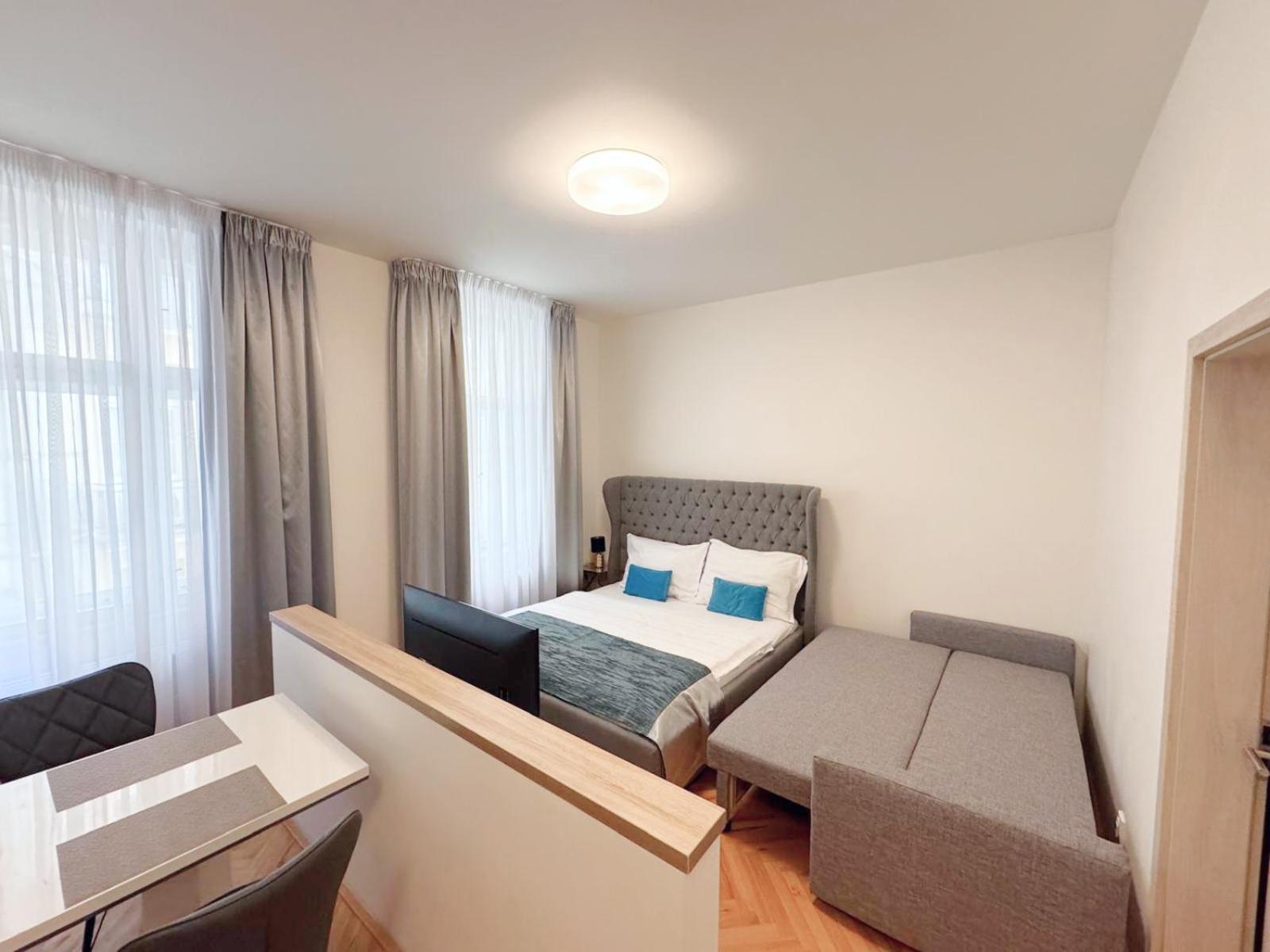 Gold Art Apartments براغ المظهر الخارجي الصورة
