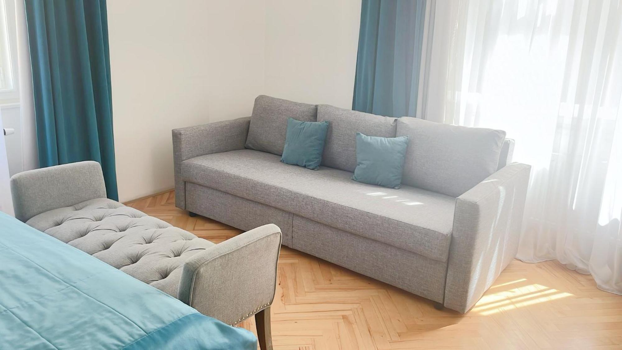 Gold Art Apartments براغ المظهر الخارجي الصورة