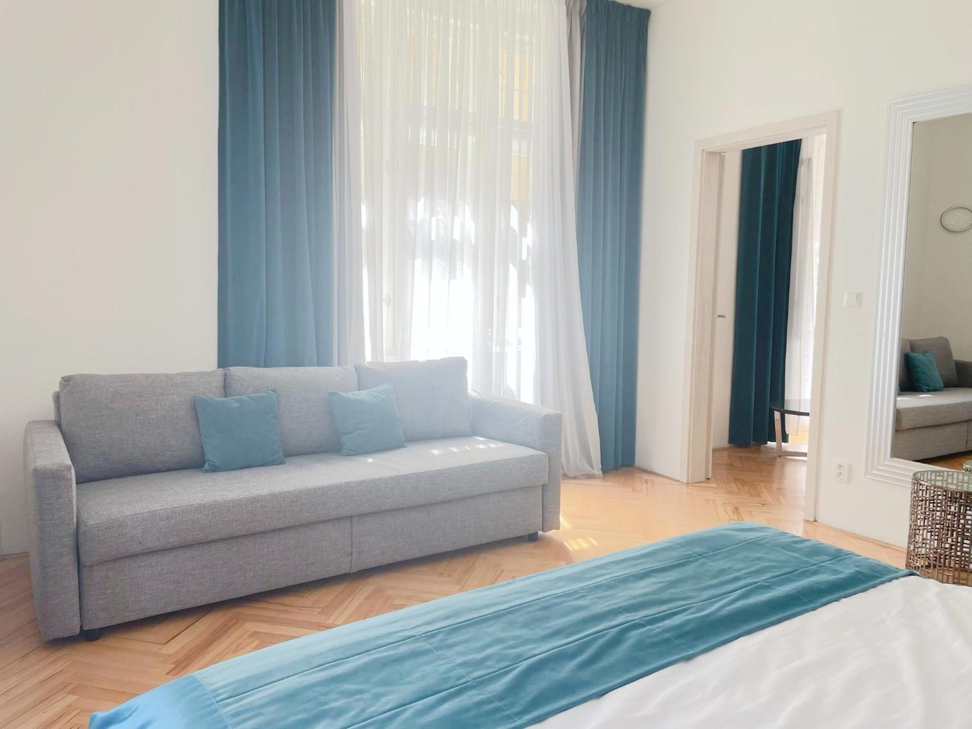 Gold Art Apartments براغ المظهر الخارجي الصورة
