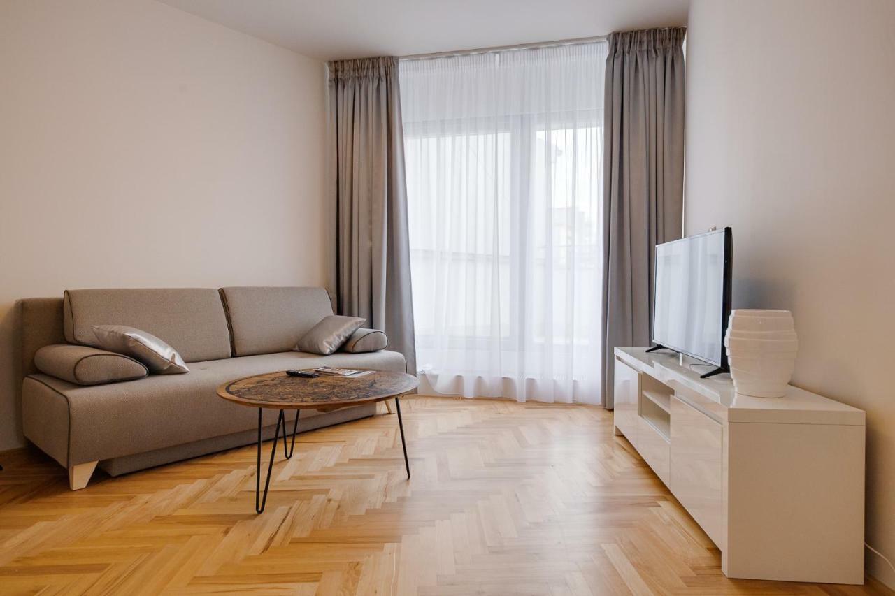 Gold Art Apartments براغ المظهر الخارجي الصورة