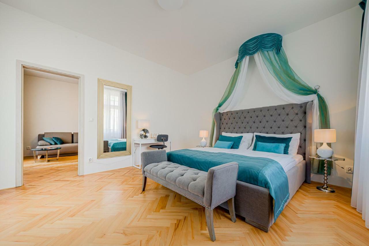 Gold Art Apartments براغ المظهر الخارجي الصورة